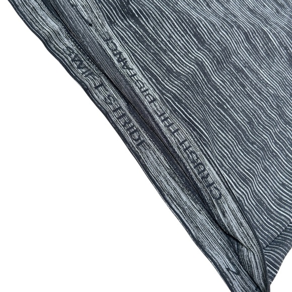 Lululemon Swiftly Speed Long Sleeve in Black / White / Black, Size 2 - Picture 9 of 10